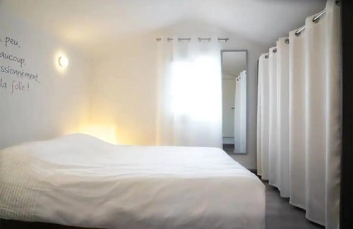 Bas-Vernet Appartement | Parking rue gratuit Centre ville Wifi offert