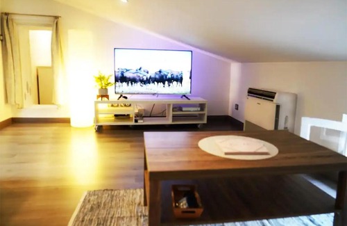 Bas-Vernet Appartement | Parking rue gratuit Centre ville Wifi offert
