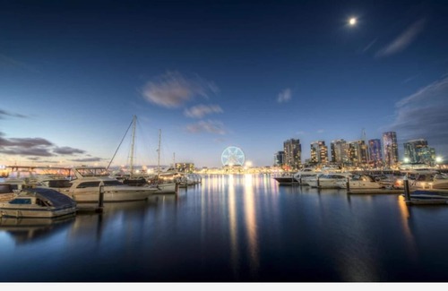 West Melbourne Appartement | Parkview city fringe Apt/Pool/QVM/Free city circle tram
