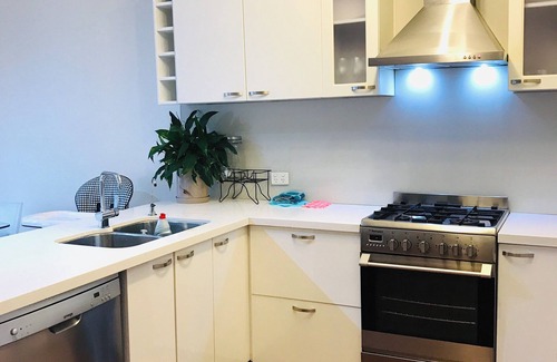 Kensington Maison | Parkview On Kensington