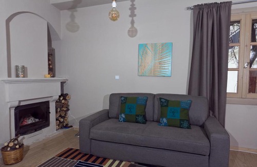 Arachova Chalet De Ski | Parnassiko Guest House
