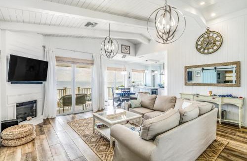 Cutthroat Harbor Estates Maison | Parrotfish Pointe
