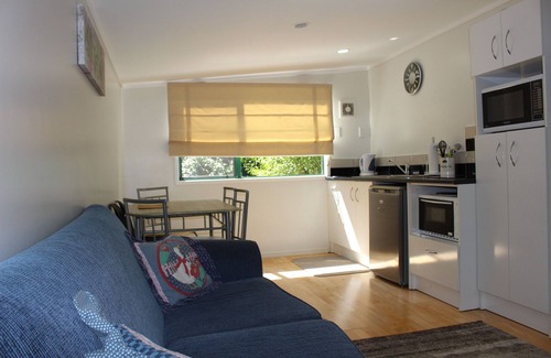 Coromandel Cottage | Cottage de Parsloe ~ Coromandel Town