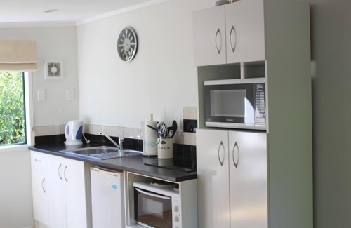 Coromandel Cottage | Cottage de Parsloe ~ Coromandel Town
