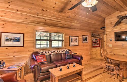 St George Maison | Parsons Cabin with Fire Pit and River Access!