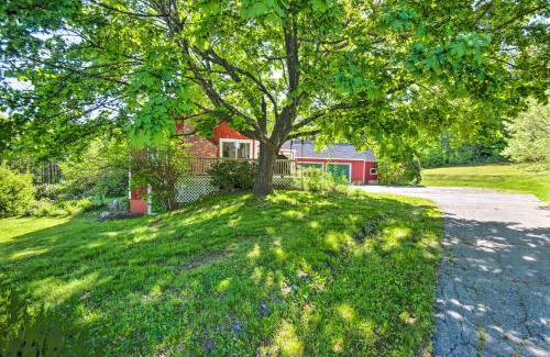 Parsonsfield Maison | Parsonsfield Vacation Rental Near Skiing and Lakes!