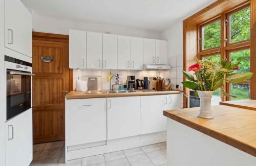 Østermarie Appartement | Part Of A Closed-Down Village School,