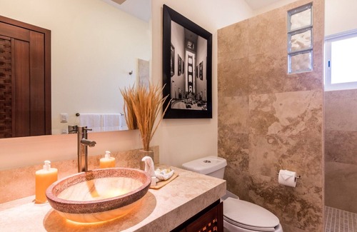 San Pedro Mixtepec Station Balnéaire | Partial Ocean View 2 Bedroom Residence with Resort Amenities Steps from Beach!