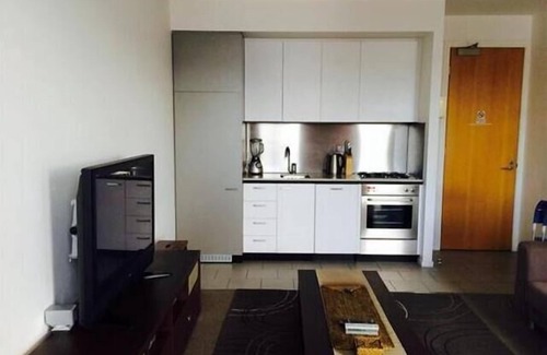 St Kilda Appartement | Pasadena Top Floor 1BR w balcon + WiFi gratuit + parking