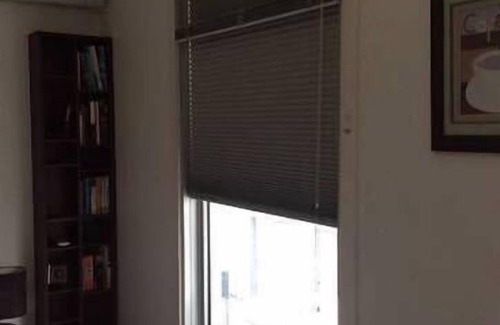 St Kilda Appartement | Pasadena Top Floor 1BR w balcon + WiFi gratuit + parking