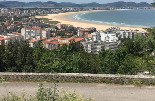 Colindres Appartement | paseo de la Quinta
