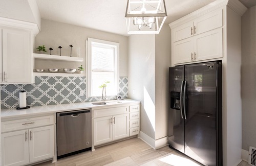 Central Oklahoma City Villa | PASEO / PLAZA District🚶‍♀️ | 30TH ST & Classen Blvd | Central ⚡| Dog Friendly🐶
