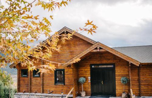 Feneos Chalet De Ski | Pasithea Mountain Chalet