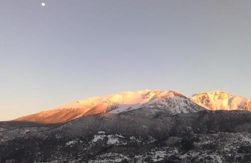 Feneos Chalet De Ski | Pasithea Mountain Chalet