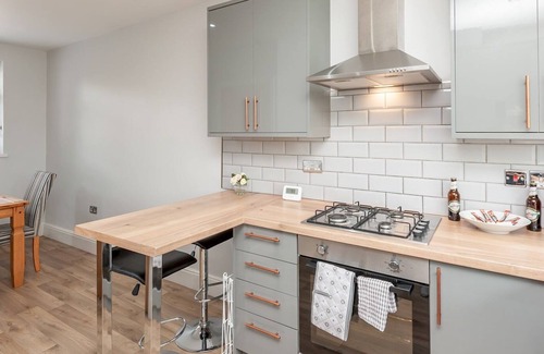 Chapeltown Appartement | Pass the Keys | Alwoodley Hub Serene Retreat