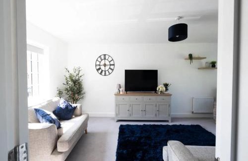 Saunderton Maison | Pass the Keys Bright Spacious Chilterns Hideaway