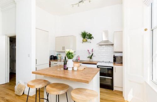 Leamington Spa Appartement | Pass the Keys Central Leamington Spa 2 Bed Flat with Parking