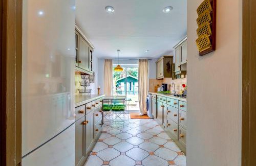 Cambridge Maison | Pass the Keys Charming Victorian Terrace in centre of Cambridge