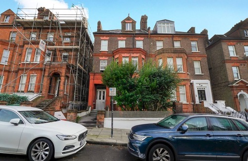 Frognal and Fitzjohns Appartement | Pass the Keys | Elegant flat in trendy Hampstead