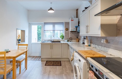 Southend-on-Sea Maison | Pass the Keys |Large 4 bedroom house near Southend