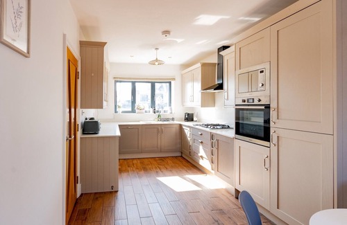 Hawkwell Maison | Pass the Keys | Hawkwell Retreat 5 Bedroom home | Hockley
