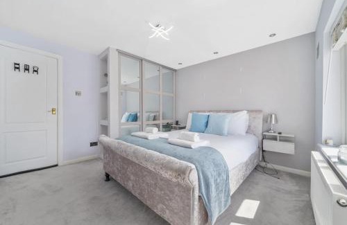 Havering Maison | Pass the Keys Spacious Garden Family House - Marks Gate