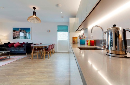 Trumpington Appartement | Pass the Keys Stunning and Spacious Modern Flat - Own Car Park
