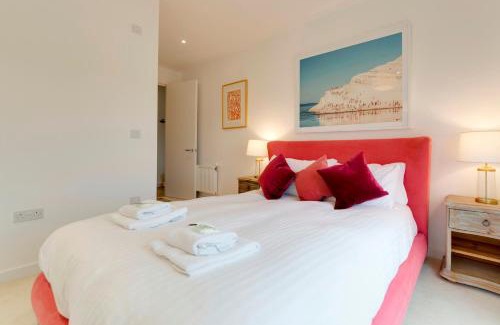 Trumpington Appartement | Pass the Keys Stunning and Spacious Modern Flat - Own Car Park