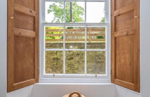 New Town Maison | Pass the Keys Superb 3Beds House in Chic area of the City Centre