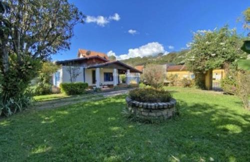 Passa Quatro Maison | Passa Quatro- CASA INTEIRA RUSTICA para até 9 pessoas