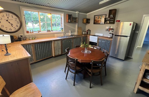 Ewingsdale Cottage | Passionfruit Villa @ Byron Homestead