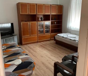 Mende Maison | Patak pihenő