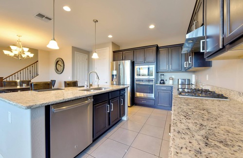 Gilbert Maison | Patio & Balcony: Spacious Gilbert Getaway!