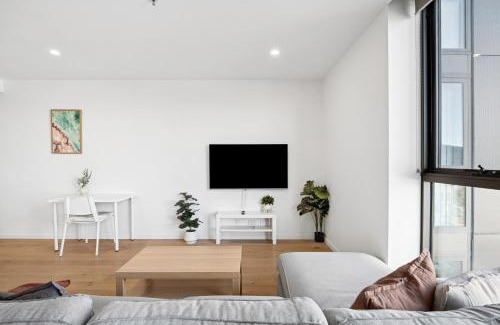 City West Appartement | Patio Mt view 1BR apt in CBD near ANU and museum with free parking and WiFi