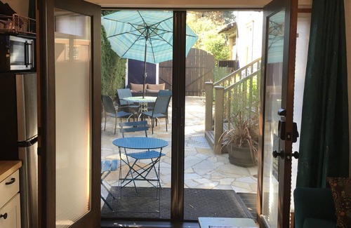 Humboldt Villa | Patio Villa for 1-4 w/ kitchens & gas firepit