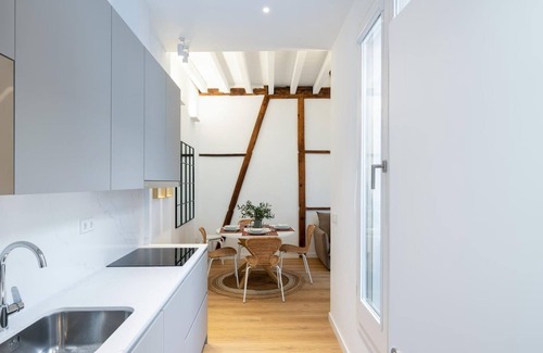 Granada City Center Appartement | Patio Zahorí Boutique Apartments 7