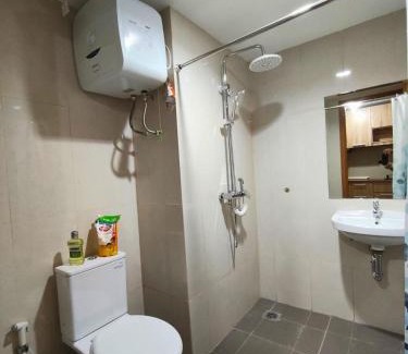 Duren Sawit Appartement | Paul's LRT City Jatibening with Swimming Pool View