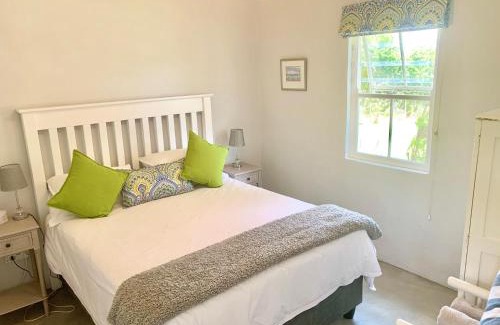 Grabouw Maison | Paul Wallace Wines & Cottages