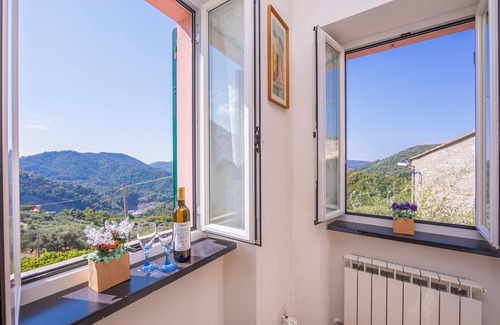 Ne Maison | Paulotti Antico Borgo First Floor, Ne, Italy