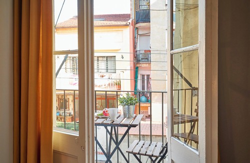 Sants-Badal Appartement | PAVIA1-2 · Fantastic 3 BR apartment in Sants