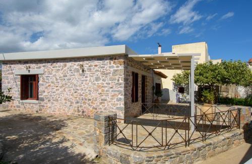 Elounda Maison | Pavlakis Lemon-Tree House