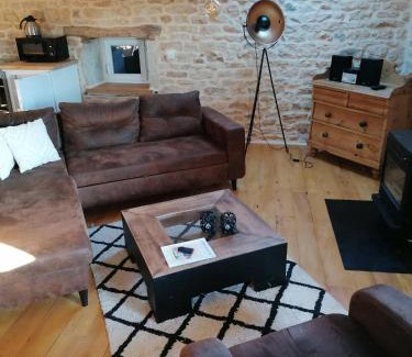 Montalembert Appartement | Pays de Joie - Gite-Loft Le Piano