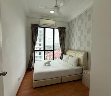 Taman Bukit Mewah Appartement | PB1406 Two bedroom 6-7pax beside paradigm mall