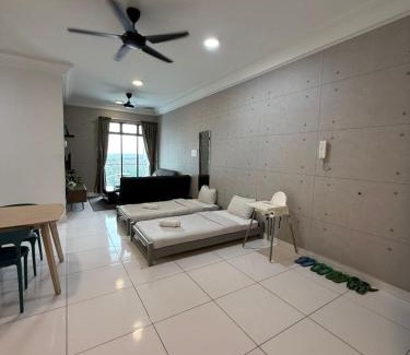 Taman Bukit Mewah Appartement | PB1406 Two bedroom 6-7pax beside paradigm mall