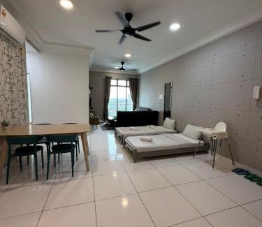 Taman Bukit Mewah Appartement | PB1406 Two bedroom 6-7pax beside paradigm mall