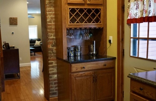 Bloomfield Maison | PBR - Pittsburgh Bloomfield Rowhouse