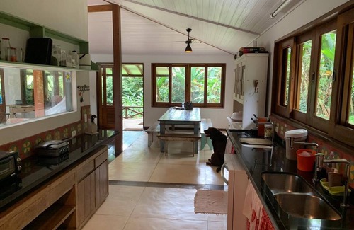 Barra do Una Maison | PAIX ET CONFORT: MAISON POUR 10 SUR LA FERME DE CASCADES DE BARRADO UNA