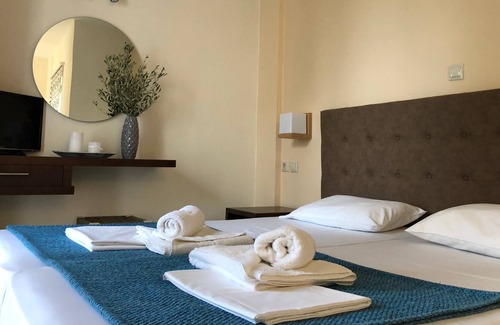 Platanes Appartement | Tranquillité d'esprit au cœur de Platanes.