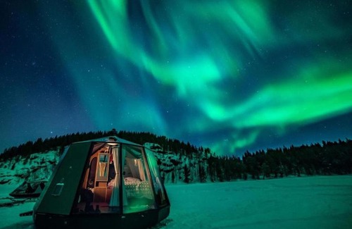 Jokkmokk Municipality Maison | Peace Quiet Hotel in Jokkmokk Sweden - luxury suite with lake view for 2