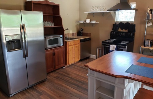 Fair Oaks Ranch Maison | Peaceful 2 Bd/2 Bath Separate Apt(no shared space)